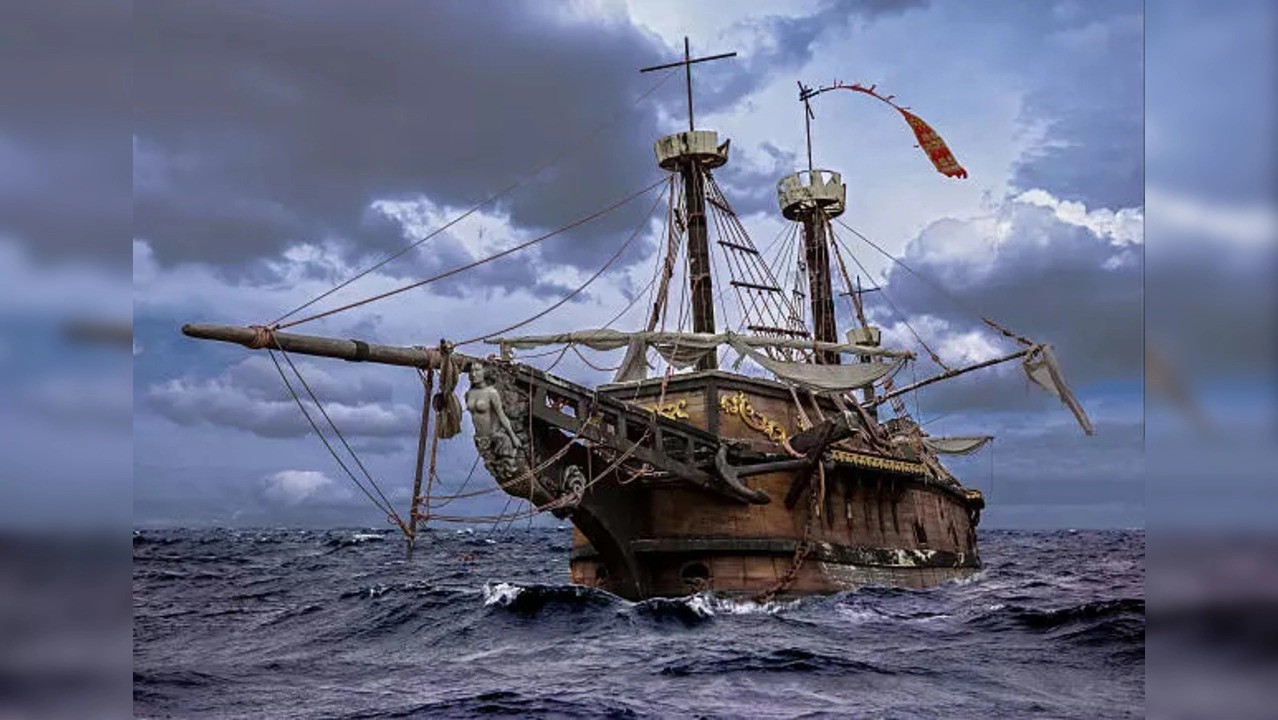 Did Hurricane Milton Really Uncover a 1700s Pirate Ship The Truth Behind the Viral Hoax