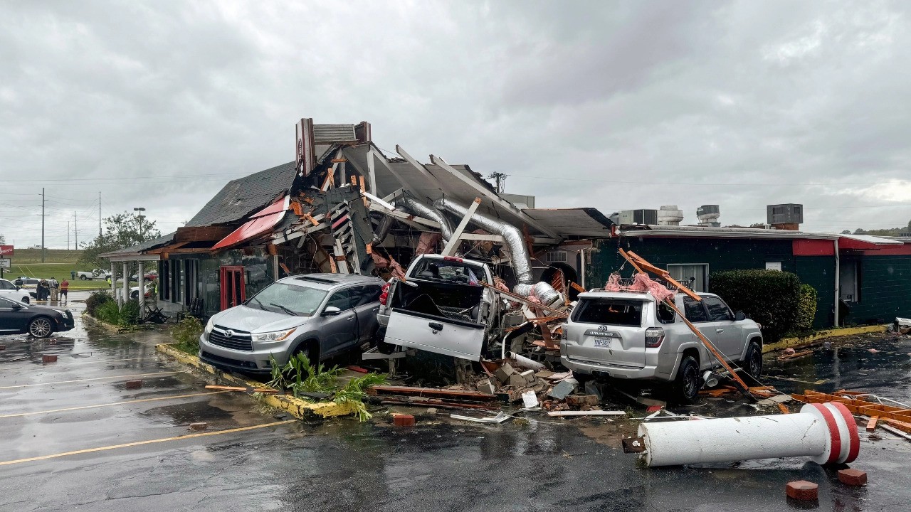 Tornadoes, Power Outages, and Devastation Hurricane Milton’s Massive Damage Toll in Florida